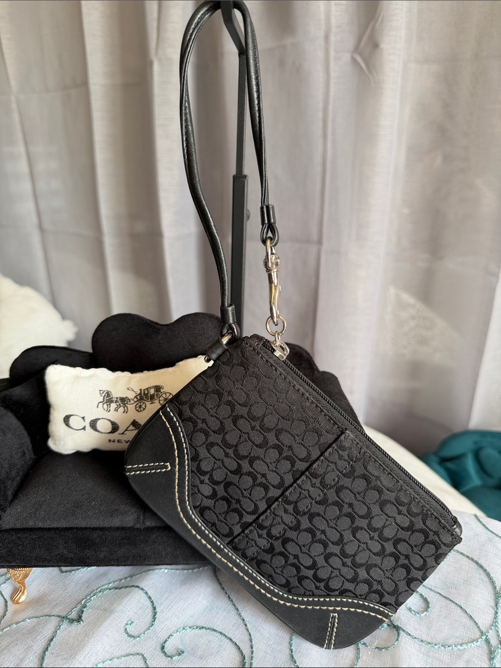 Coach Vintage Jacquard Black Signature Wristlet with Contrast Stitching